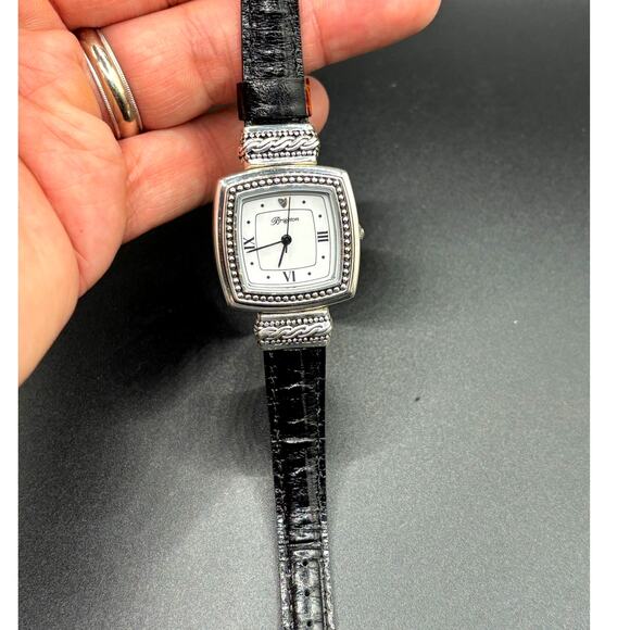 Brighton Toulouse W3130 Womens Reversible Brown Black Leather Strap Watch NIBWT main image 10